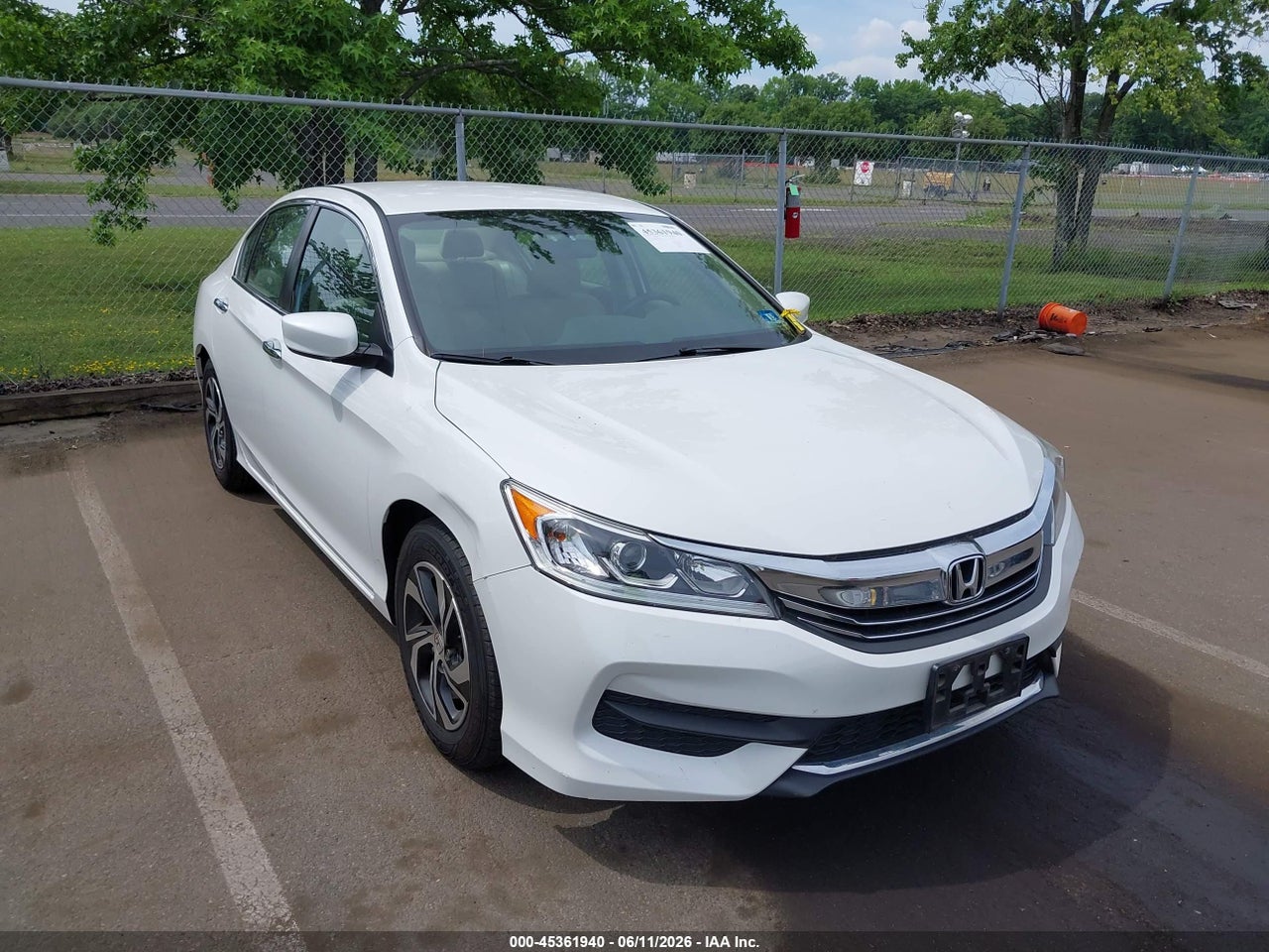 1HGCR2F33GA****** · 2016 HONDA ACCORD LX