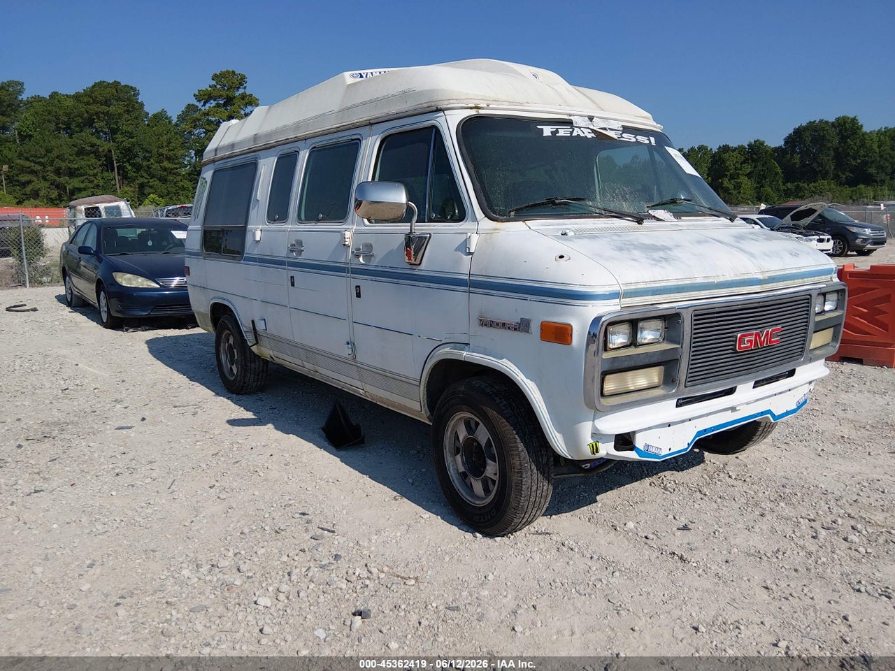1GDEG25K8N7****** · 1992 GMC RALLY WAGON / VAN G2500