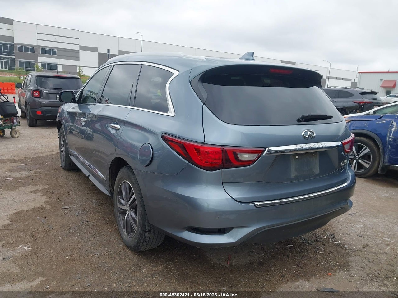 2019 INFINITI QX60 LUXE · 3/11