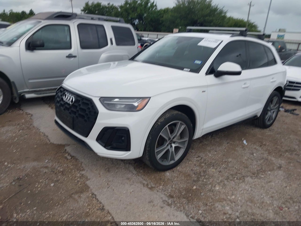 2025 AUDI Q5 PREMIUM 45 TFSI S LINE QUATTRO · 2/11