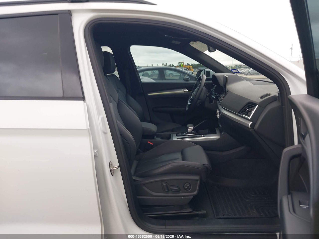 2025 AUDI Q5 PREMIUM 45 TFSI S LINE QUATTRO · 5/11
