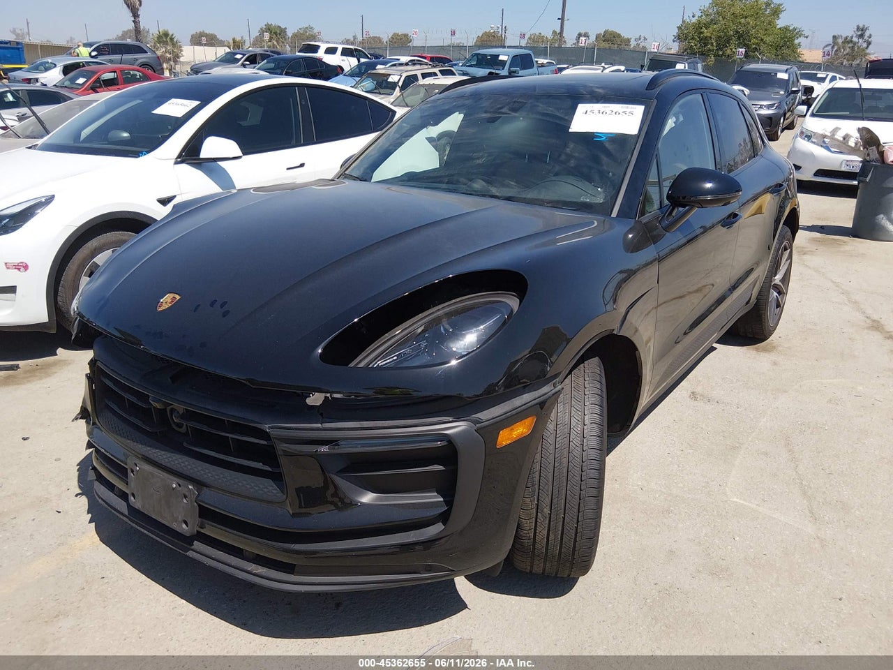 2024 PORSCHE MACAN T · 2/10