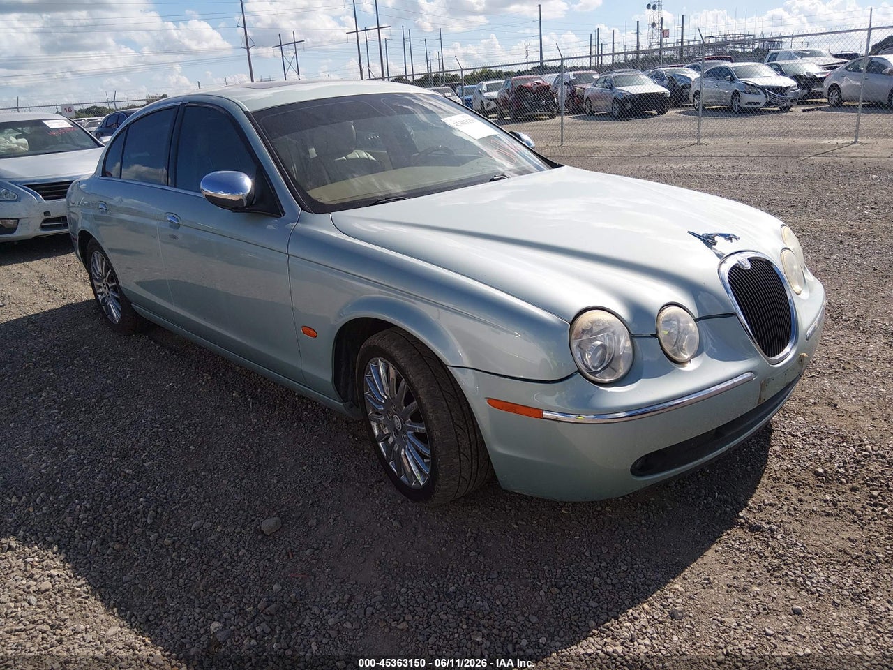 SAJWA01U35H****** · 2005 JAGUAR S-TYPE 4.2L V8