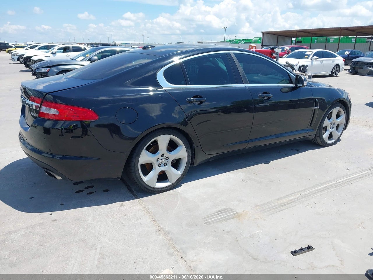 2009 JAGUAR XF SUPERCHARGED · 4/11
