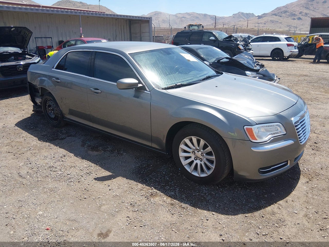 2C3CCAAGXCH****** · 2012 CHRYSLER 300