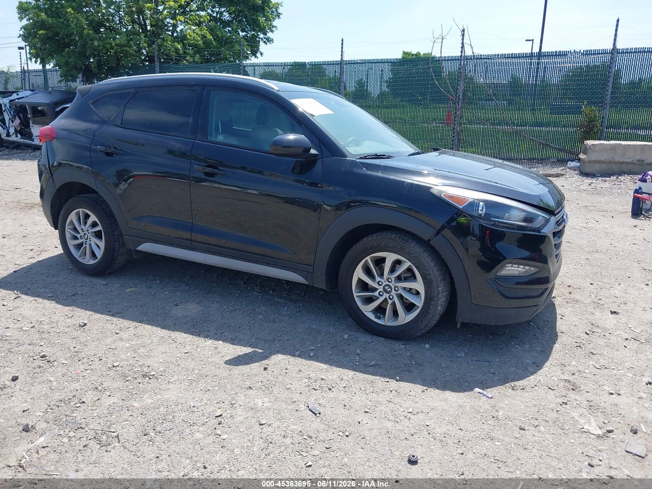 KM8J3CA49JU****** · 2018 HYUNDAI TUCSON SEL