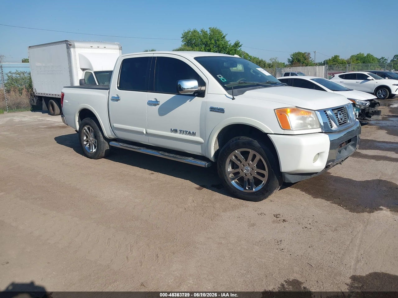 1N6BA0EC3EN****** · 2014 NISSAN TITAN SL