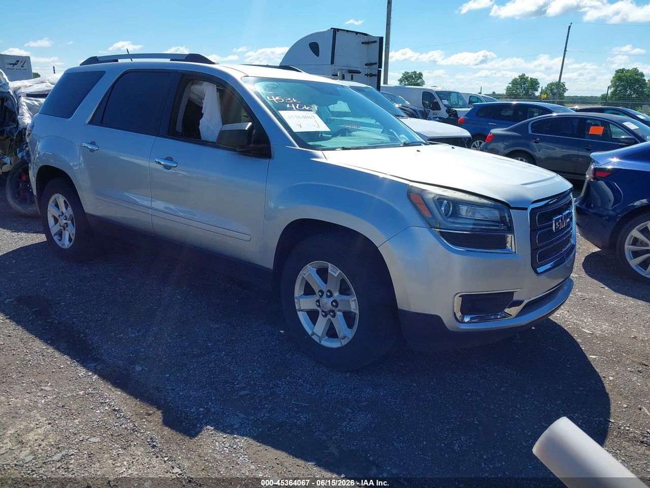 1GKKVPKD2FJ****** · 2015 GMC ACADIA SLE-2