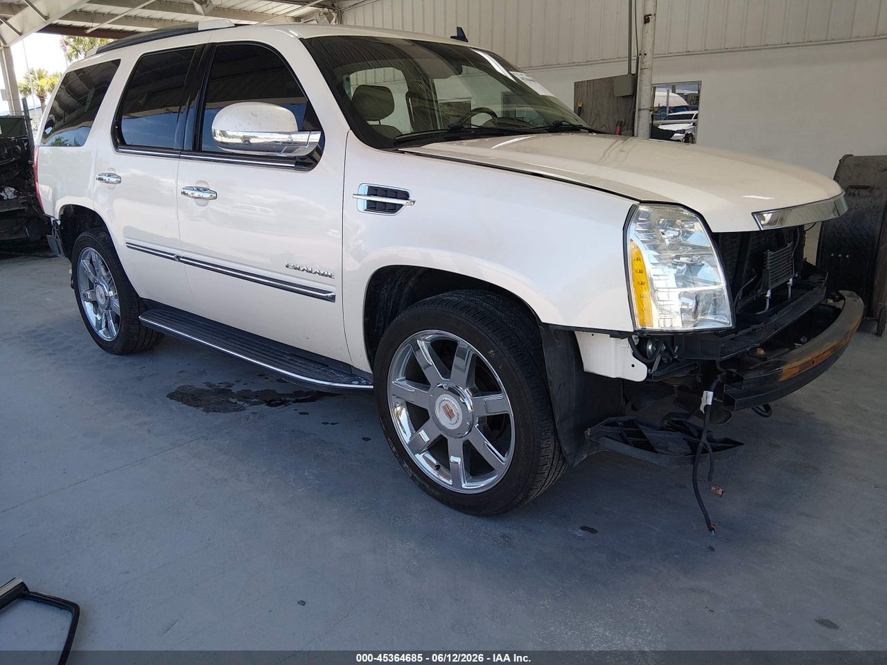 1GYS4BEF4DR****** · 2013 CADILLAC ESCALADE LUXURY