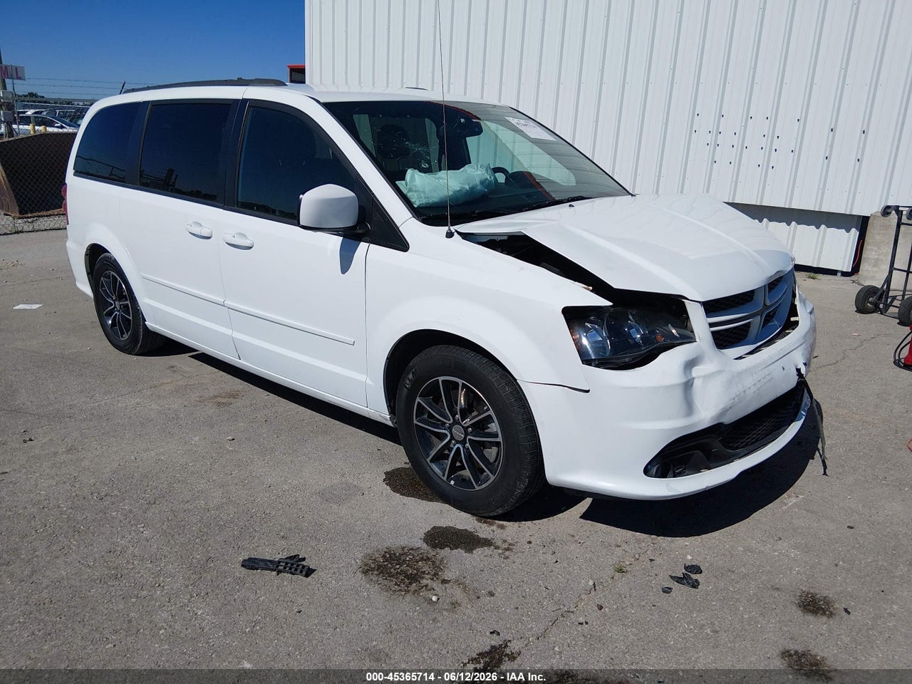 2C4RDGEGXHR****** · 2017 DODGE GRAND CARAVAN GT