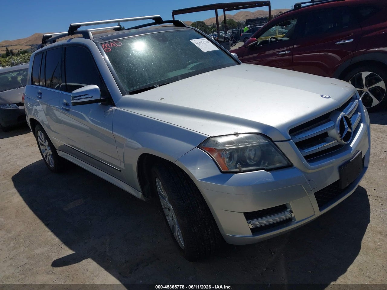 WDCGG8HB6BF****** · 2011 MERCEDES-BENZ GLK 350 4MATIC