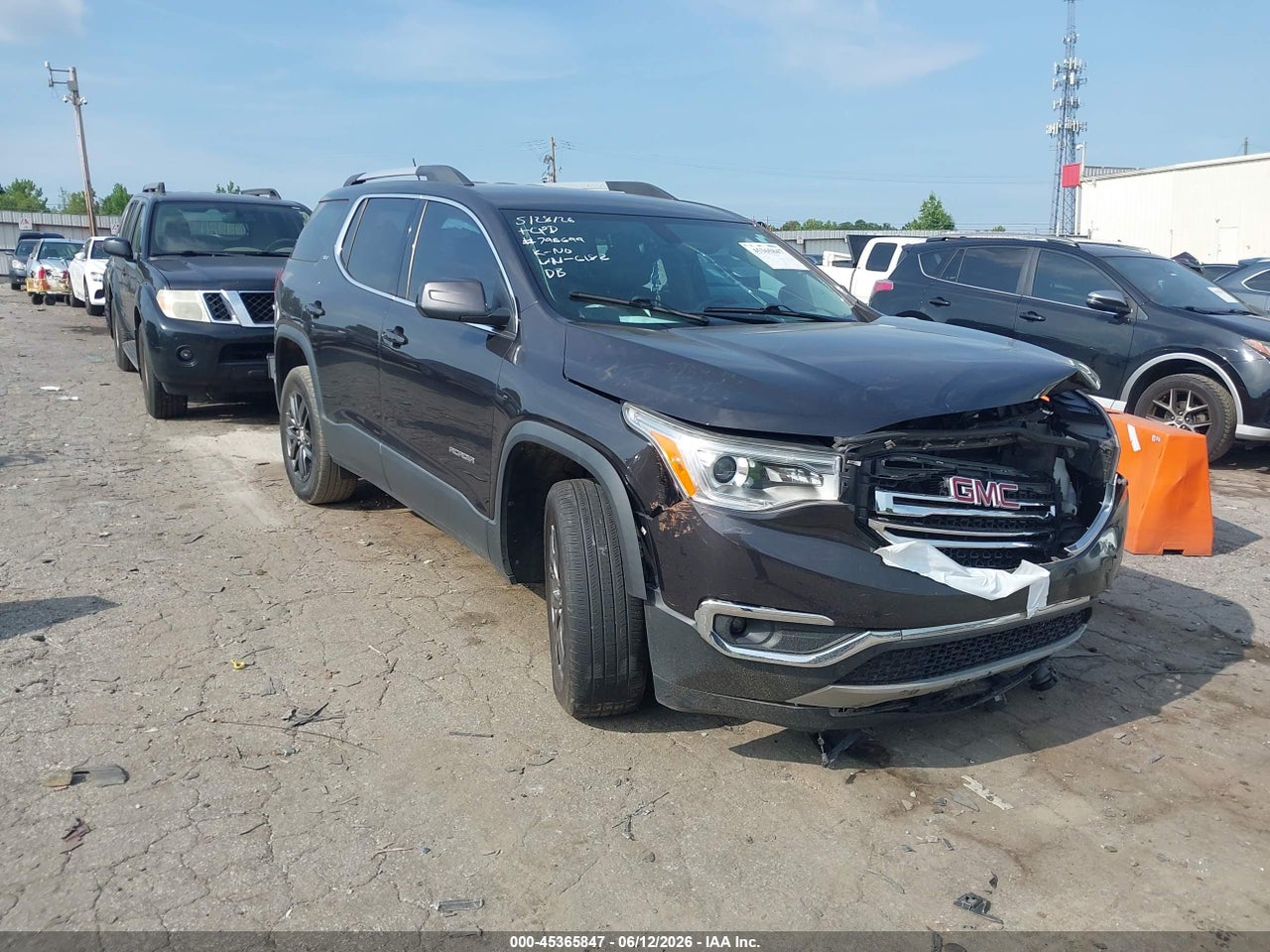 1GKKNMLS1HZ****** · 2017 GMC ACADIA SLT-1