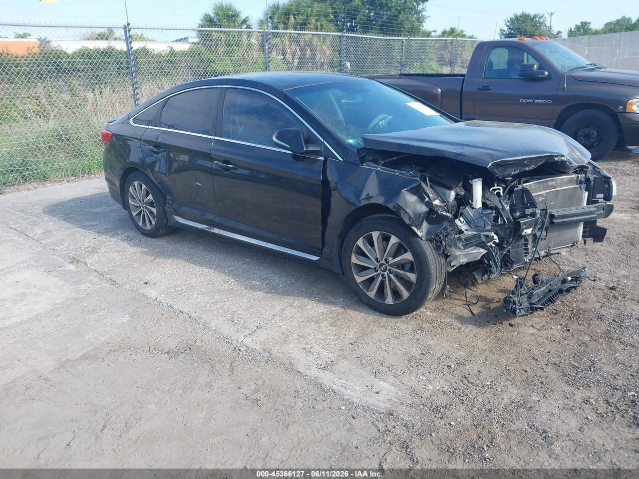5NPE34AFXGH****** · 2016 HYUNDAI SONATA SPORT