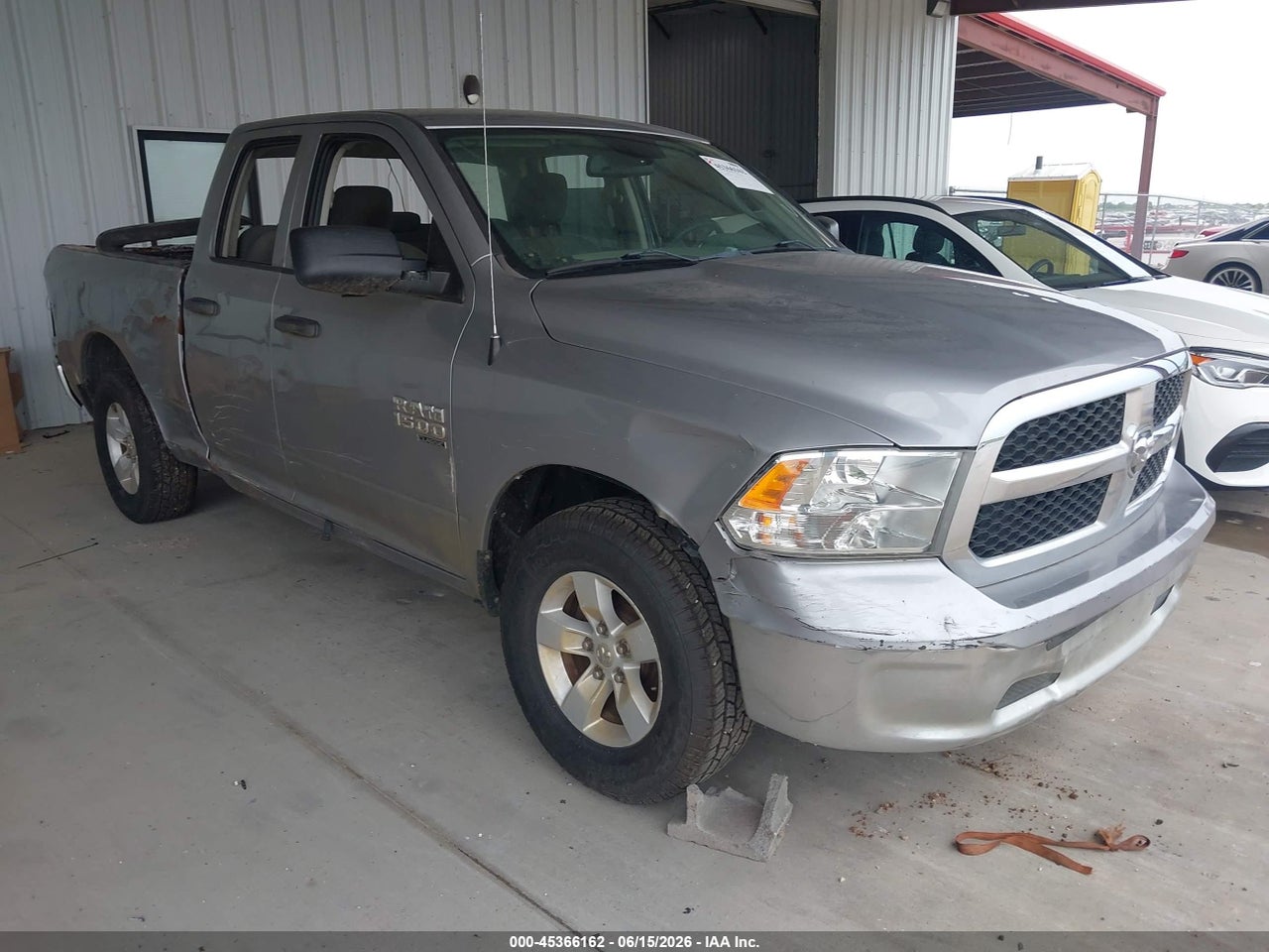 1C6RR6FG1KS****** · 2019 RAM 1500 CLASSIC TRADESMAN  4X2 6'4 BOX