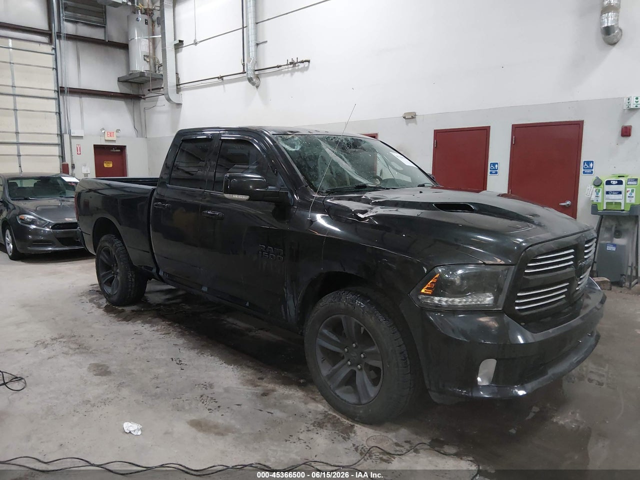 1C6RR7HT5FS****** · 2015 RAM 1500 SPORT