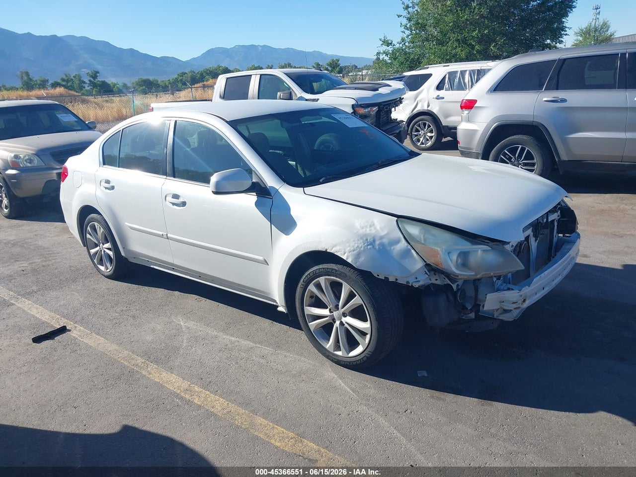 4S3BMCB67D3****** · 2013 SUBARU LEGACY 2.5I PREMIUM