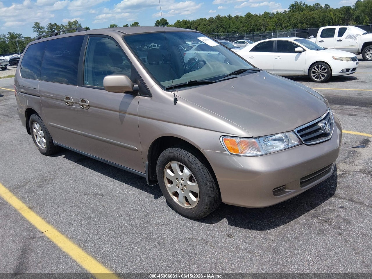 5FNRL18674B****** · 2004 HONDA ODYSSEY EX