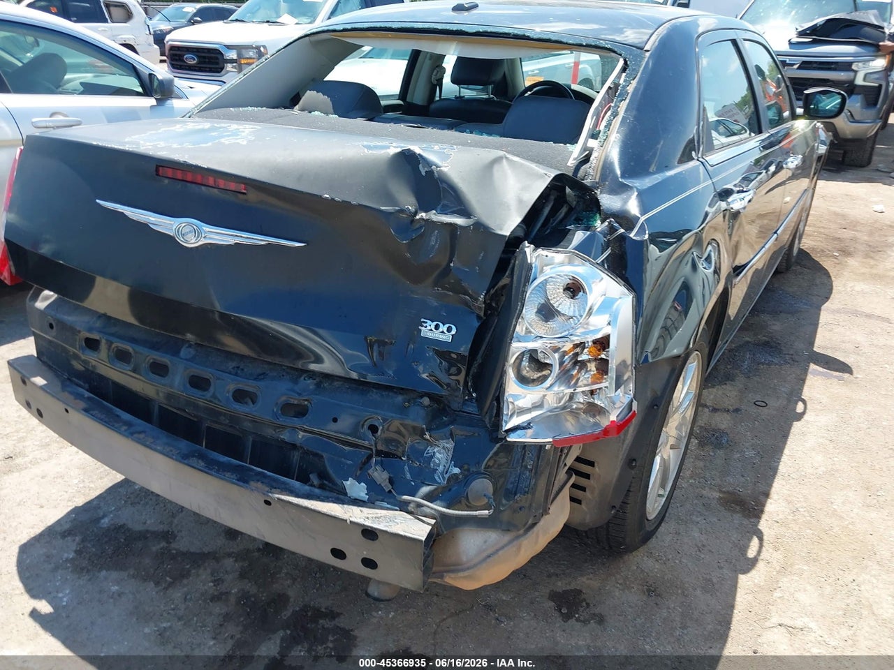 2010 CHRYSLER 300 TOURING/SIGNATURE SERIES/EXECUTIVE SERIES · 4/11