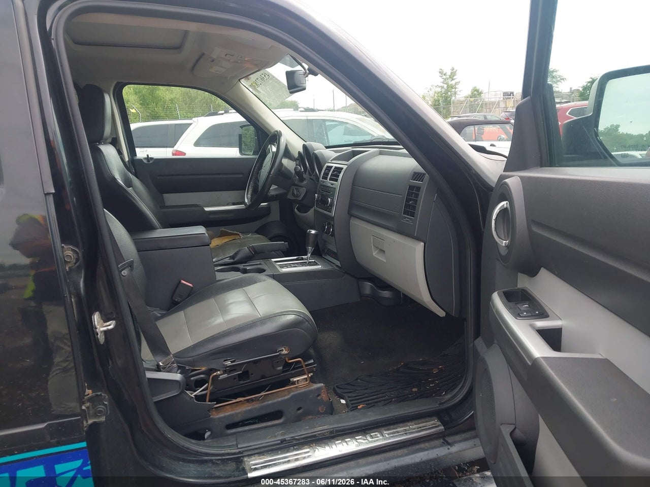2009 DODGE NITRO SLT/RT · 5/11