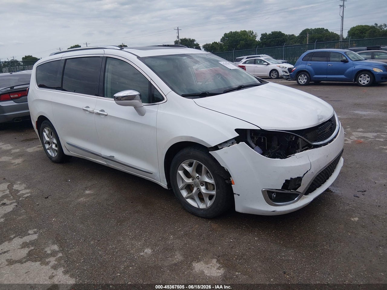 2C4RC1GG0LR****** · 2020 CHRYSLER PACIFICA LIMITED