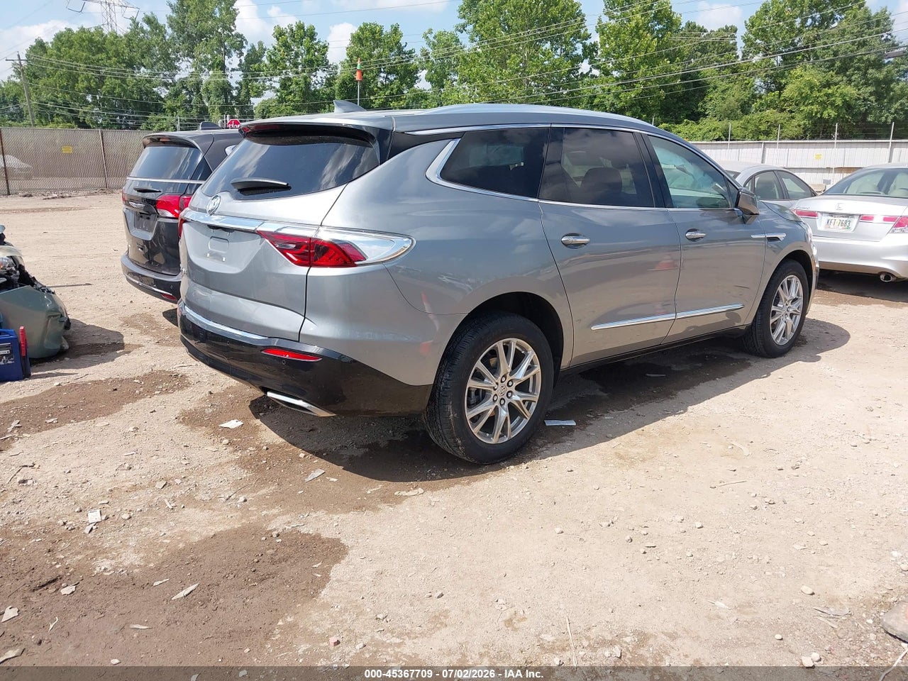 2023 BUICK ENCLAVE PREMIUM AWD · 4/10