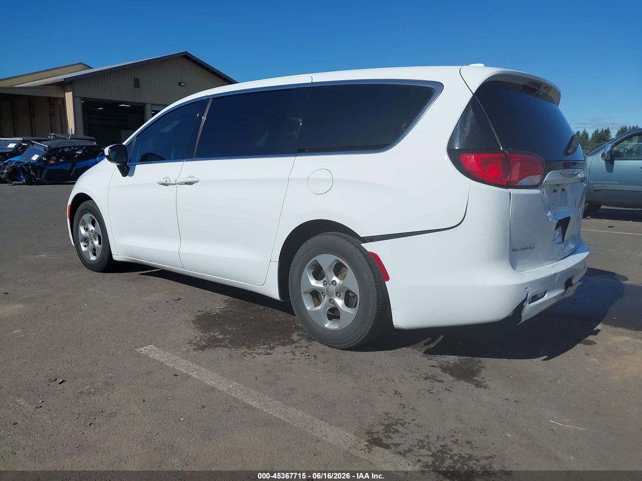 2017 CHRYSLER PACIFICA LX · 3/11