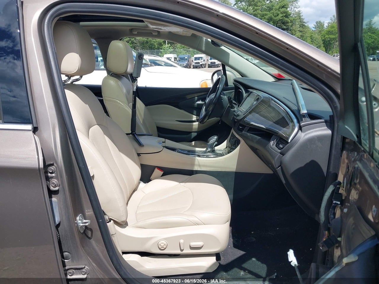 2019 BUICK ENVISION AWD ESSENCE · 5/11