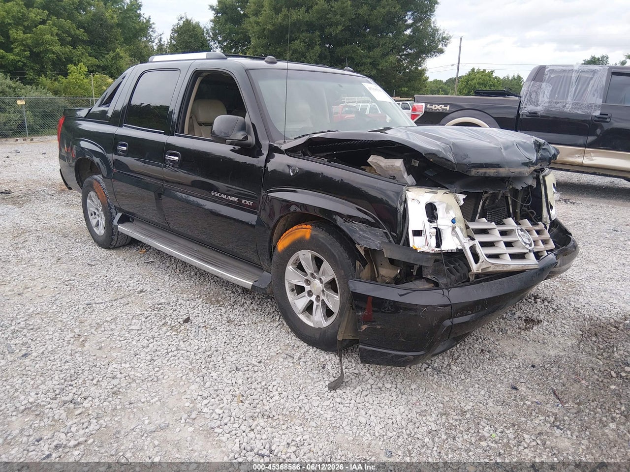 3GYEK62N44G****** · 2004 CADILLAC ESCALADE EXT STANDARD