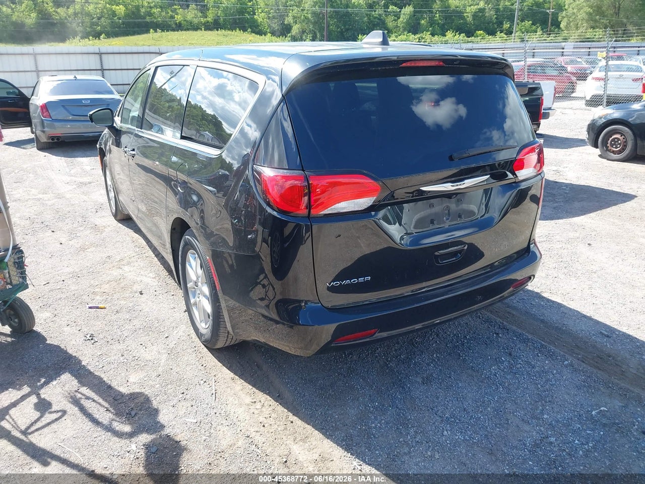 2024 CHRYSLER VOYAGER LX · 3/11