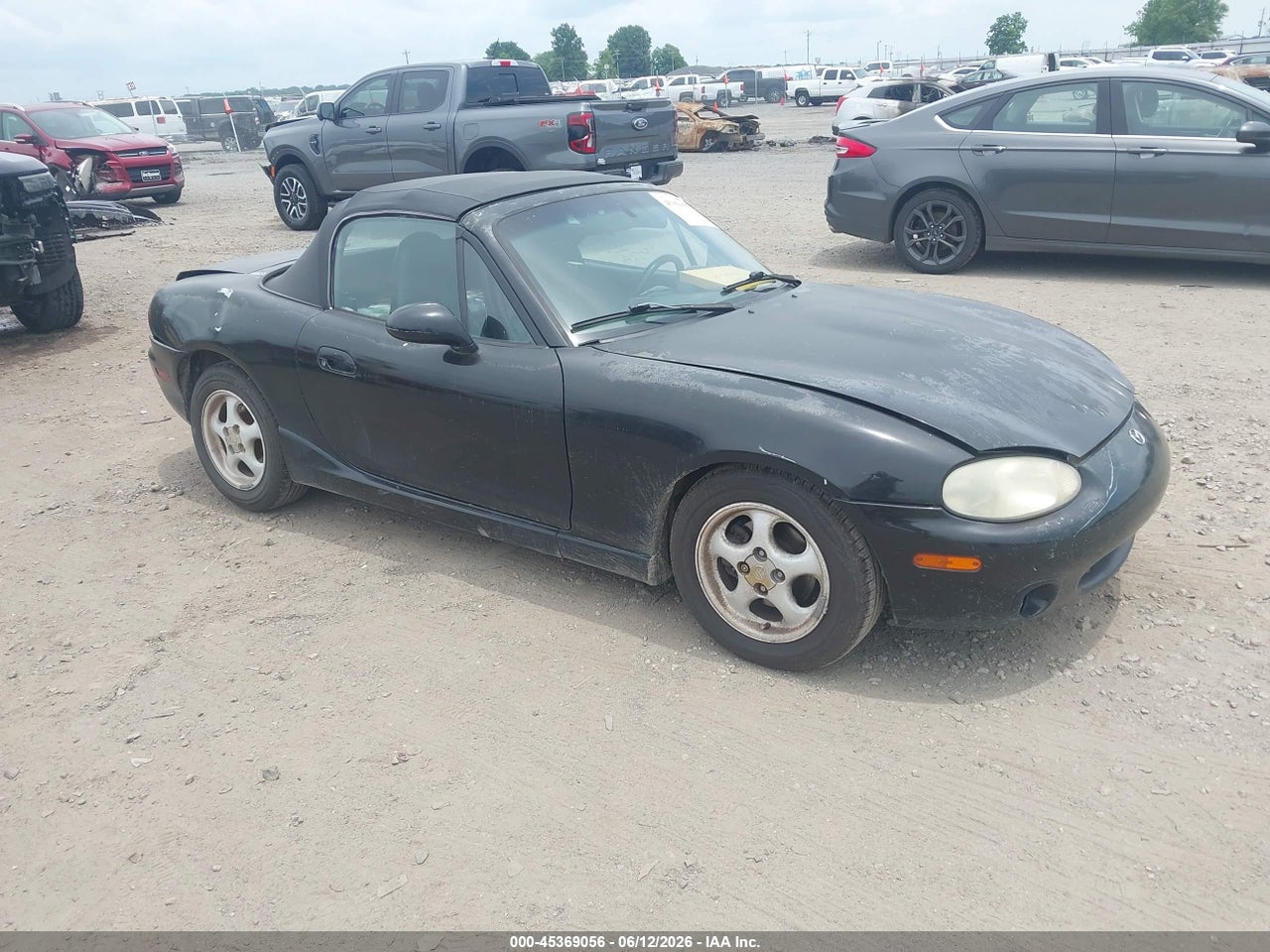 JM1NB3532Y0****** · 2000 MAZDA MX-5 MIATA LS/SPECIAL EDITION