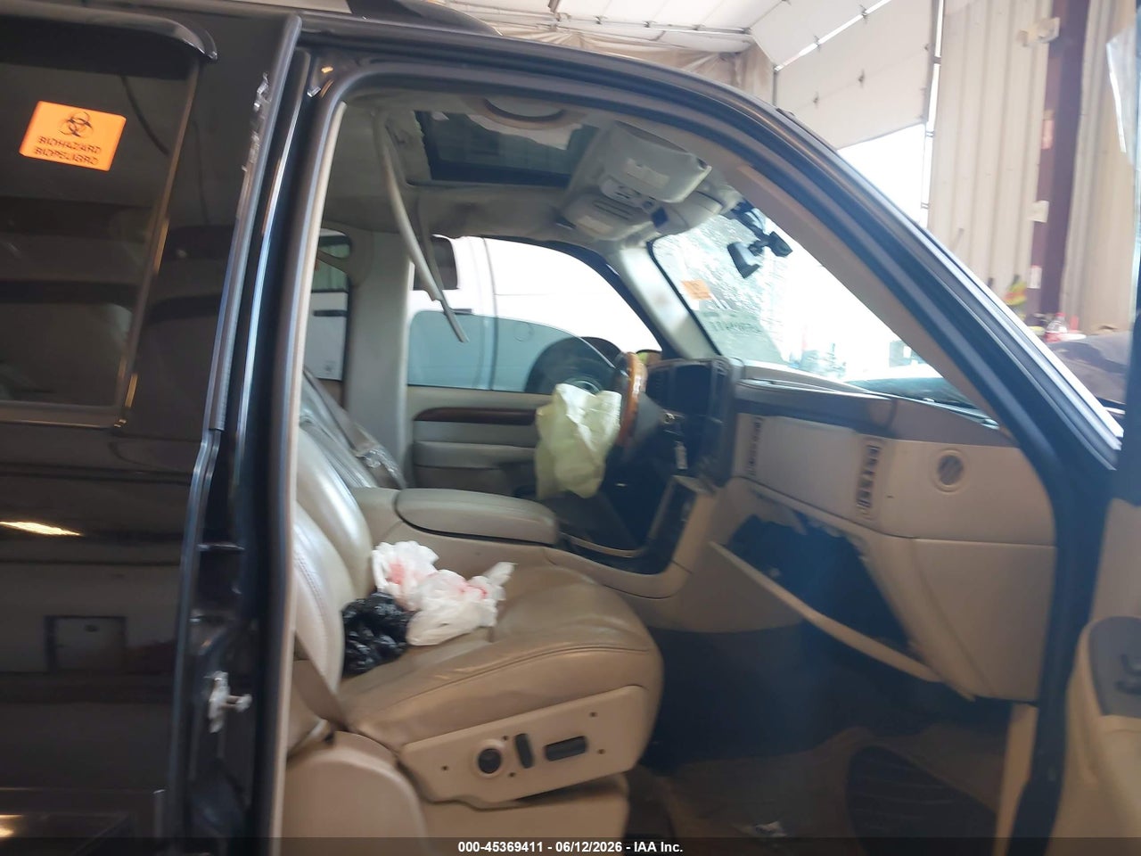 2004 CADILLAC ESCALADE EXT STANDARD · 5/11
