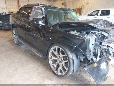 3GYEK62N24G****** · 2004 CADILLAC ESCALADE EXT STANDARD