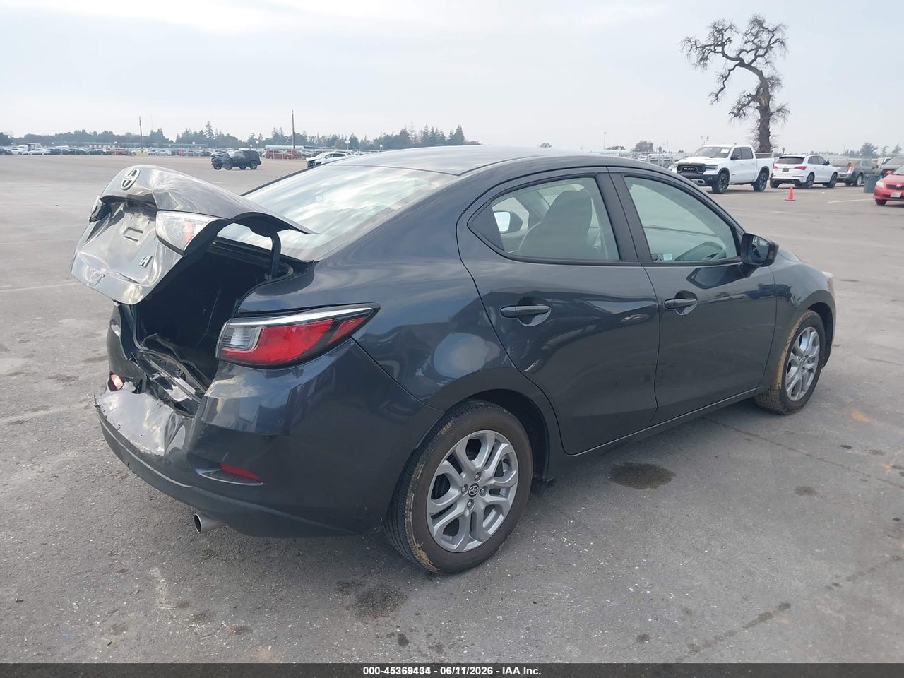 2016 SCION IA   · 4/11