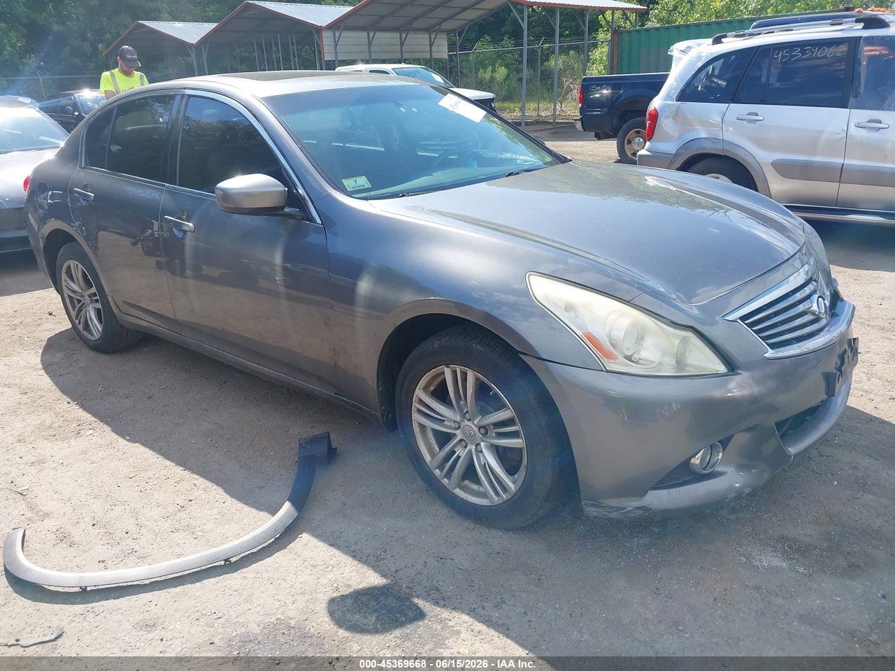 2011 INFINITI G25X