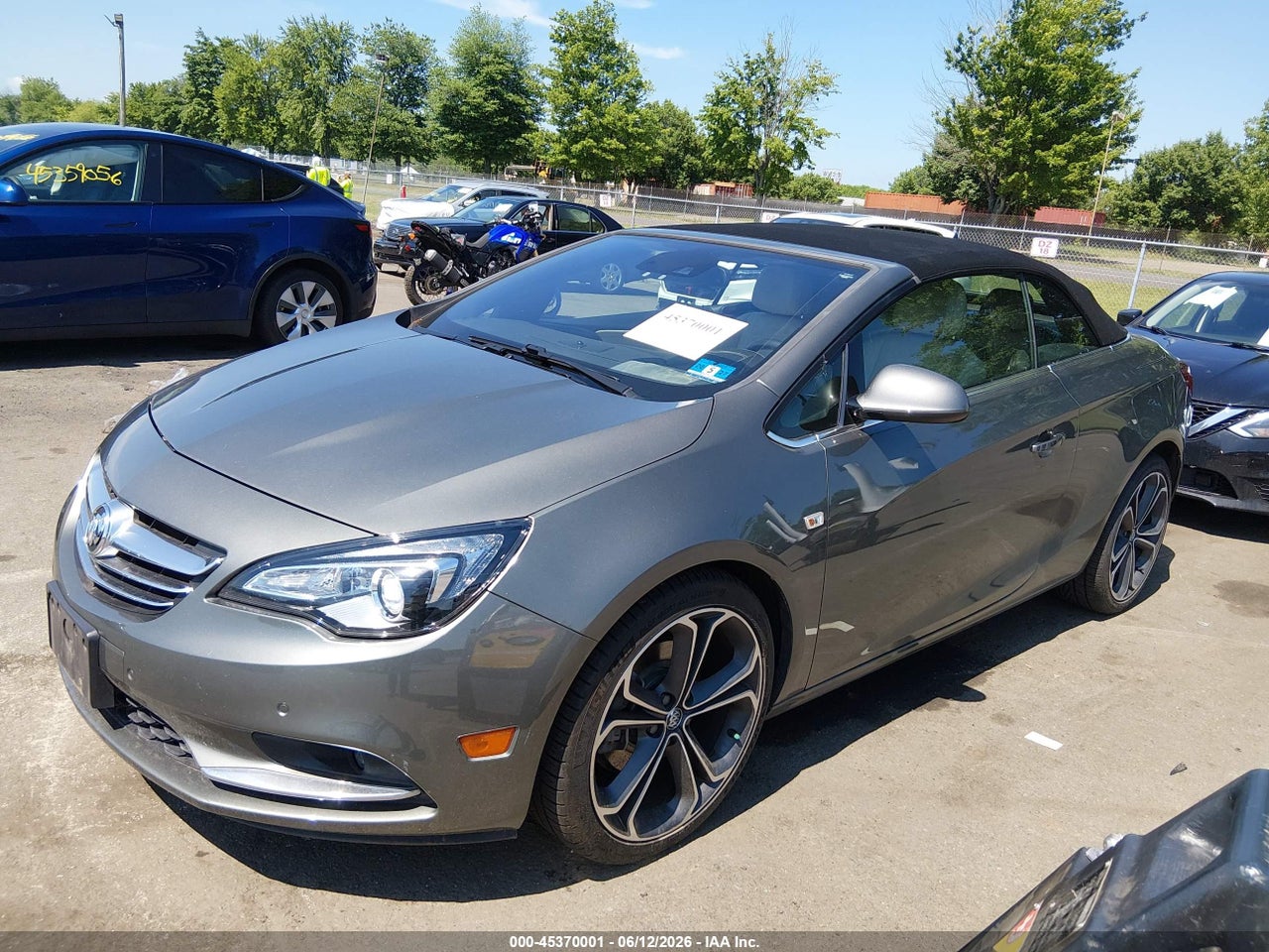 2018 BUICK CASCADA PREMIUM · 2/11