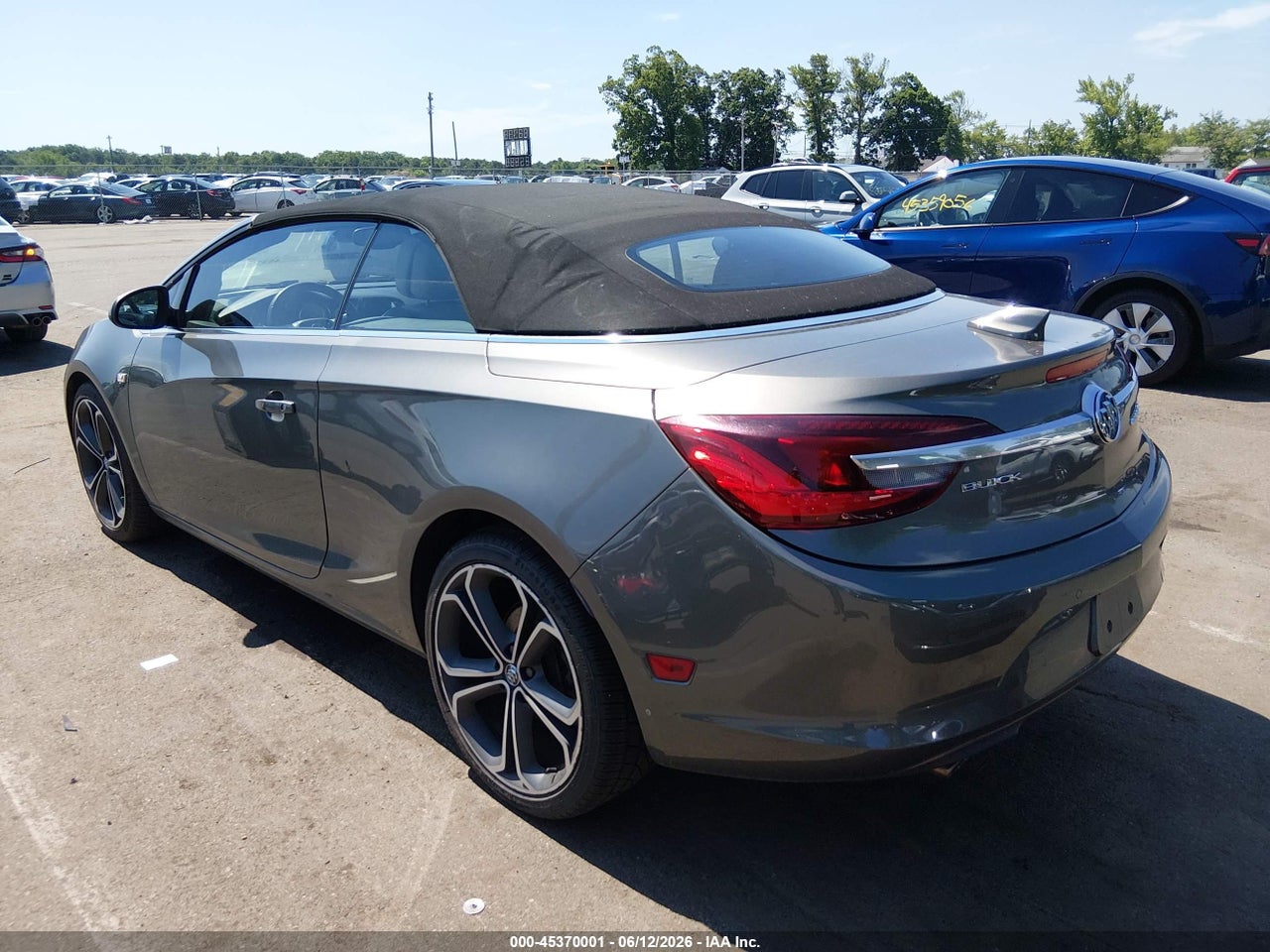 2018 BUICK CASCADA PREMIUM · 3/11