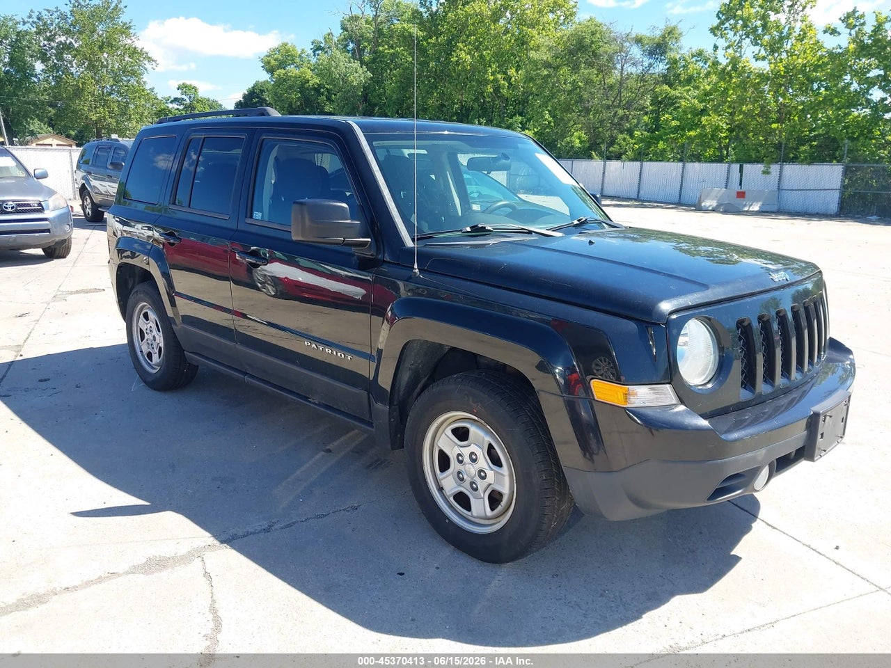1C4NJPBB7FD****** · 2015 JEEP PATRIOT SPORT
