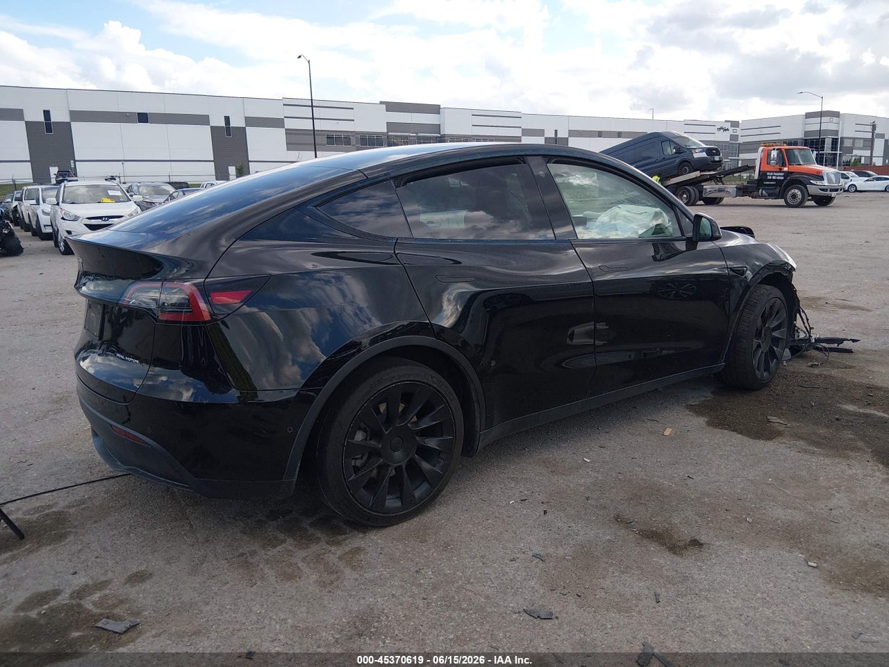 2022 TESLA MODEL Y LONG RANGE DUAL MOTOR ALL-WHEEL DRIVE · 4/9