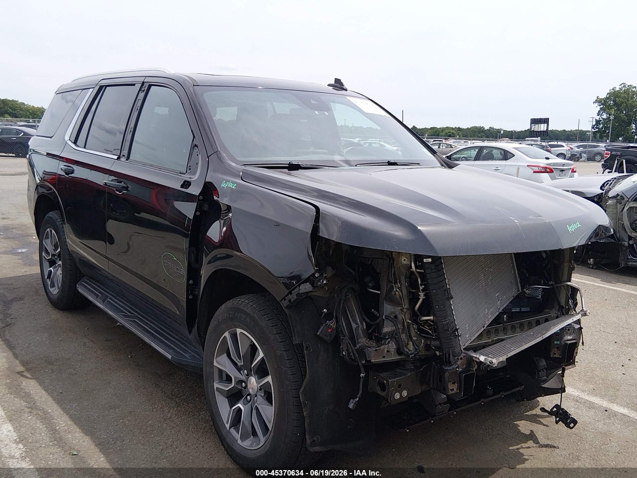 1GNSKNKD4RR****** · 2024 CHEVROLET TAHOE 4WD LT