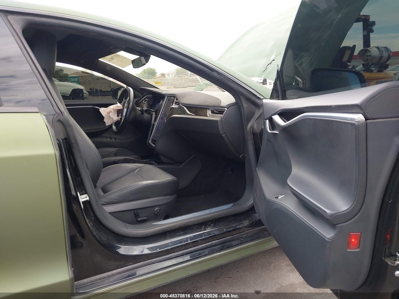2015 TESLA MODEL S 70D/85D/P85D · 5/10
