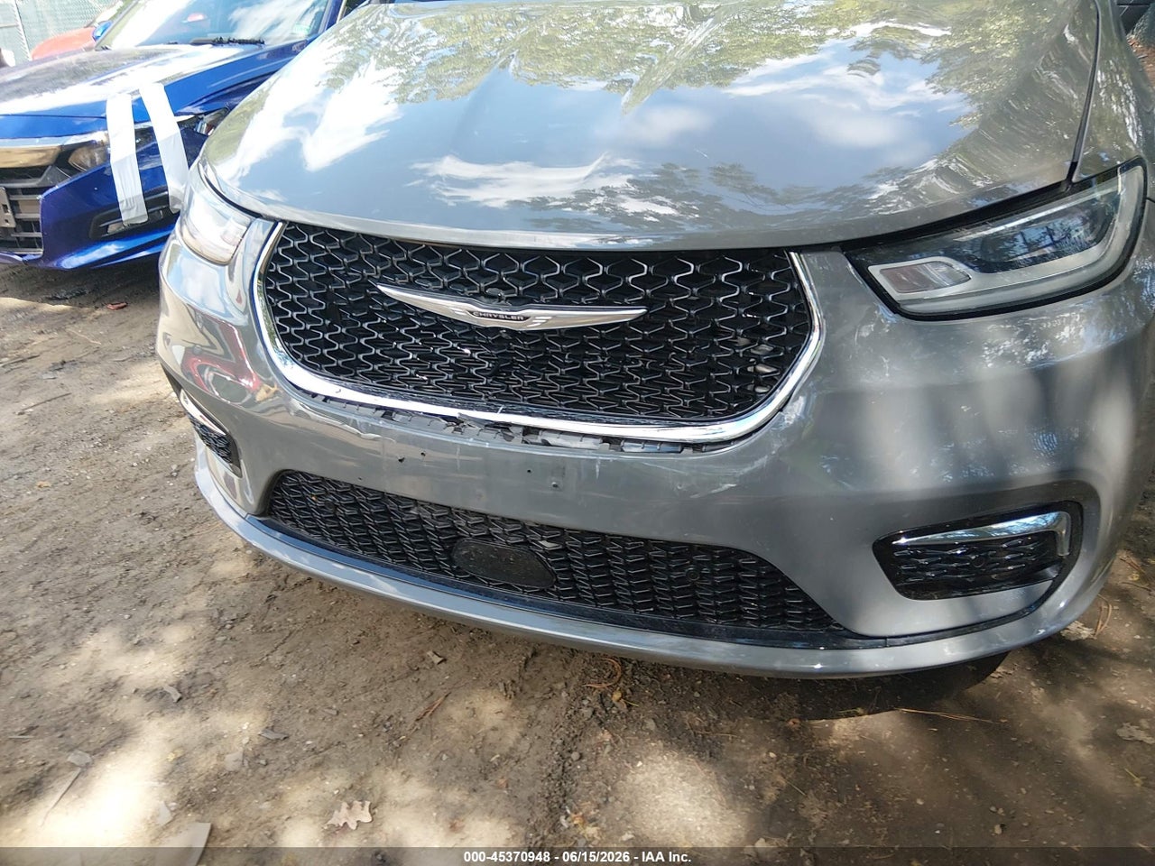 2022 CHRYSLER PACIFICA LIMITED · 6/11