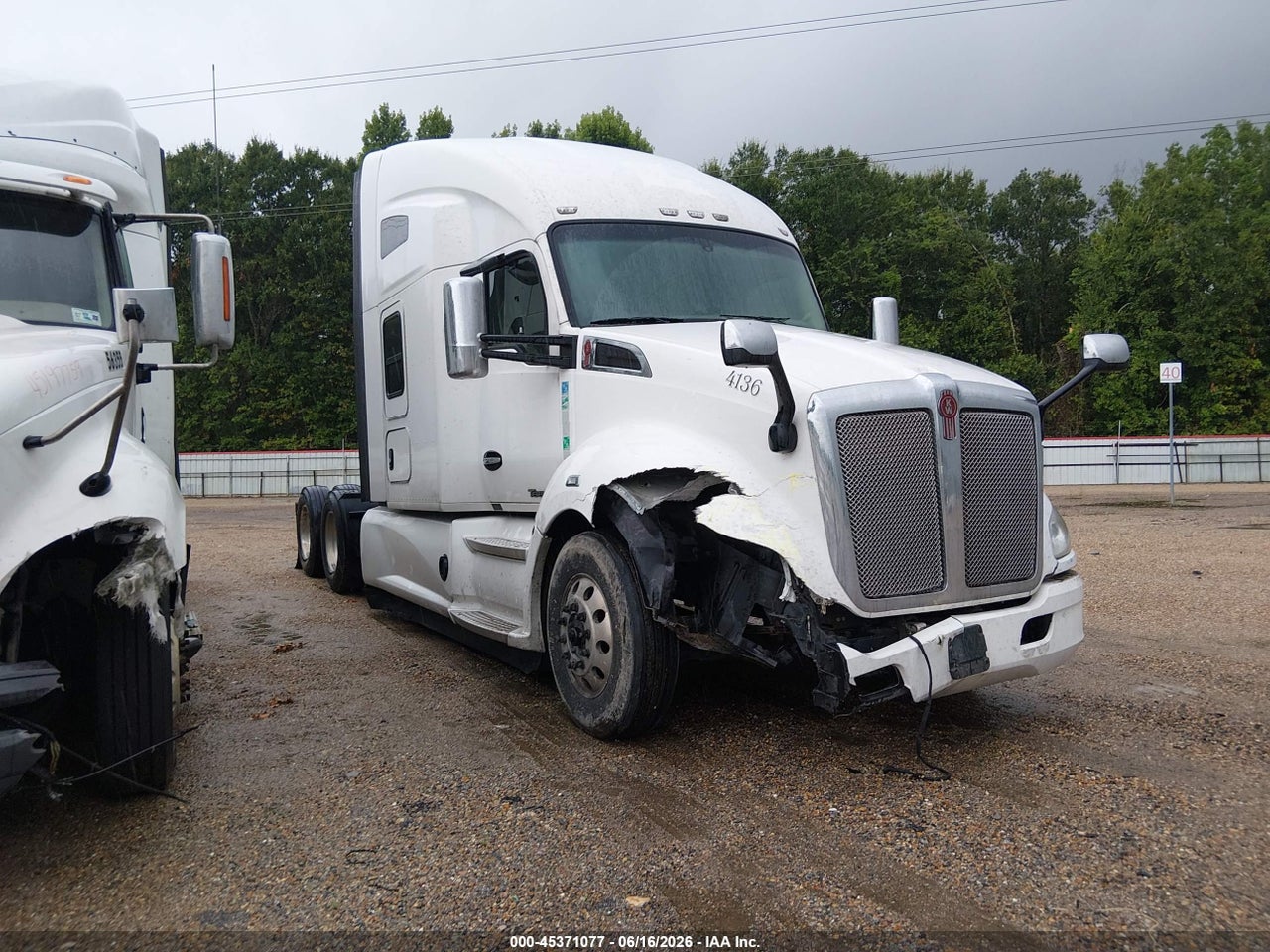 1XKYDP9XXLJ****** · 2020 KENWORTH T680