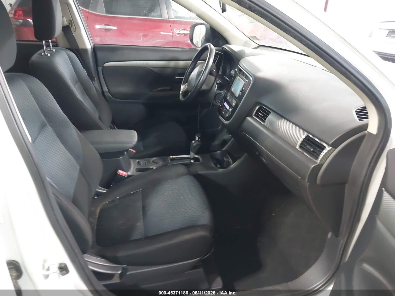 2014 MITSUBISHI OUTLANDER SE · 5/11
