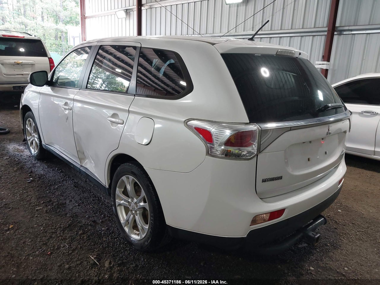 2014 MITSUBISHI OUTLANDER SE · 3/11