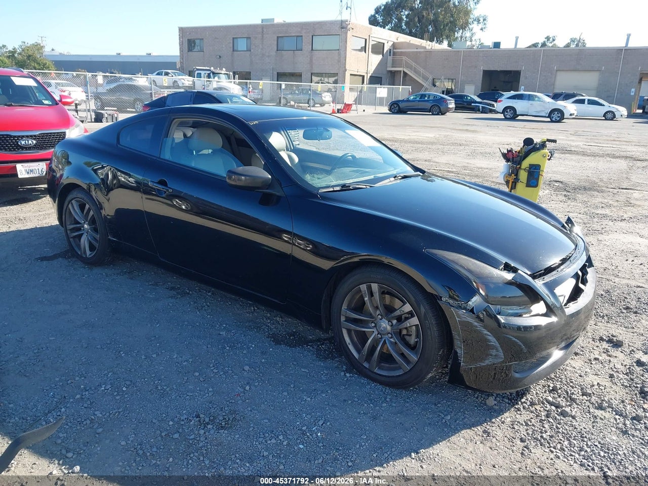 JNKCV64E68M****** · 2008 INFINITI G37 JOURNEY