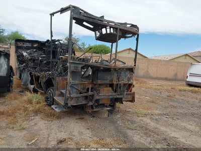 4UZAAHDC94C****** · 2004 FREIGHTLINER CHASSIS X LINE MOTOR HOME