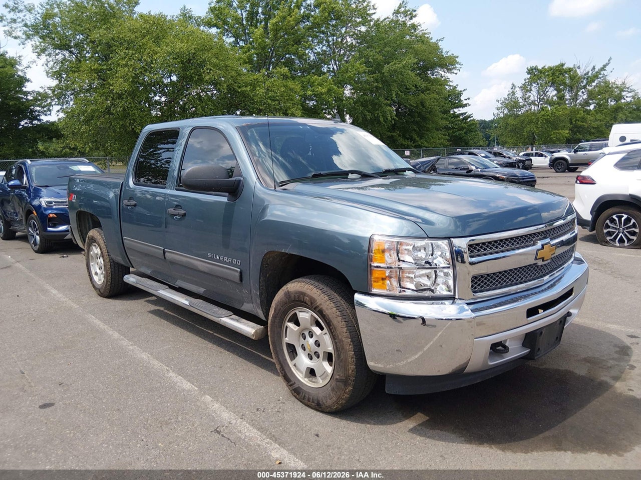 3GCPKSE74DG****** · 2013 CHEVROLET SILVERADO 1500 LT