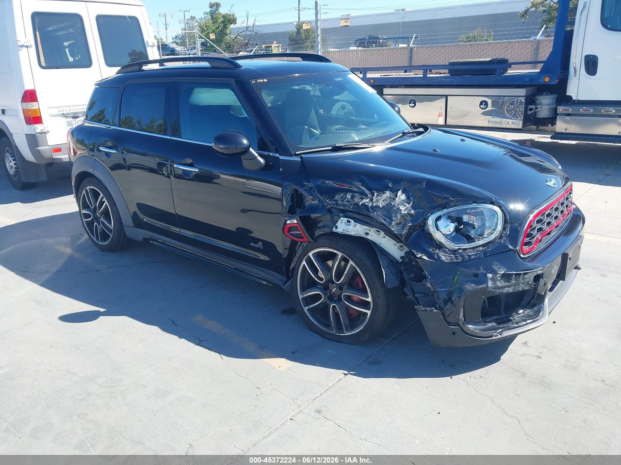 WMZYV9C33J3****** · 2018 MINI COUNTRYMAN JOHN COOPER WORKS