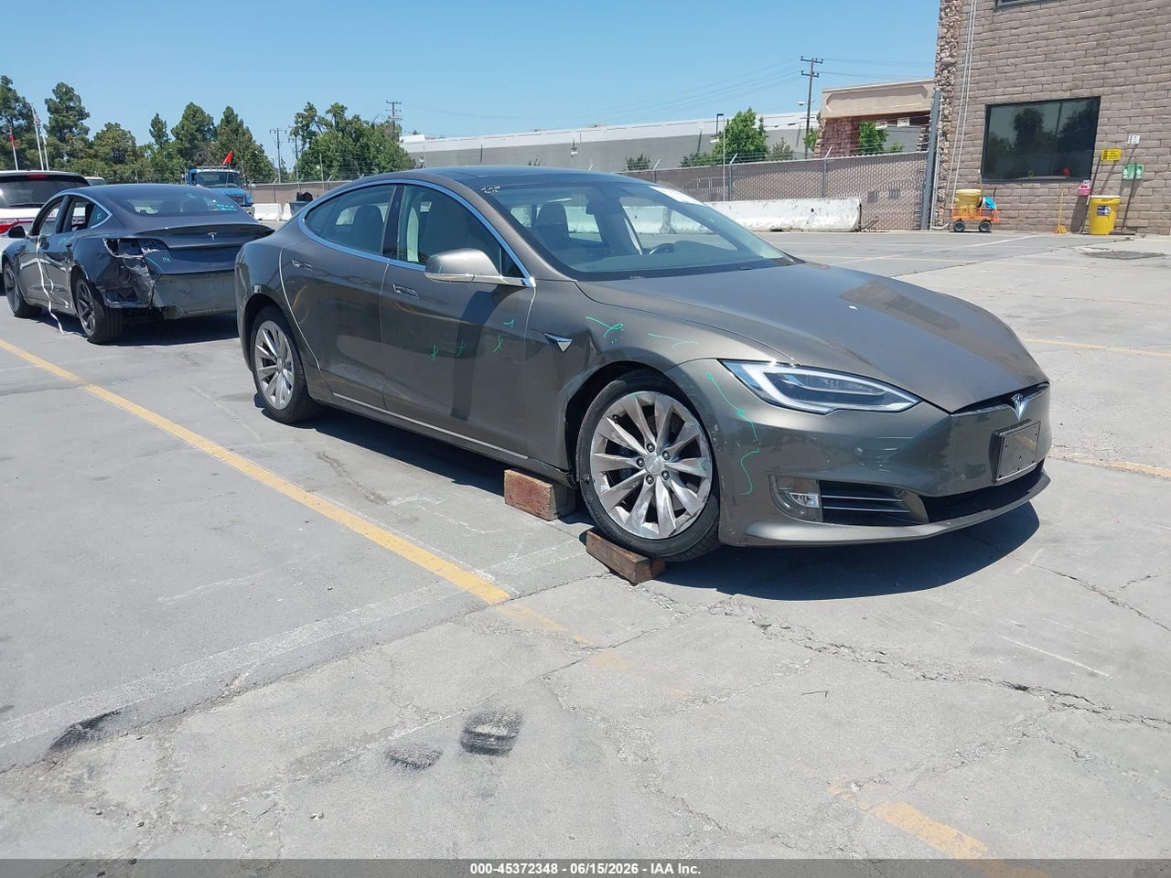 5YJSA1E2XGF****** · 2016 TESLA MODEL S 60D/70D/75D/85D/90D