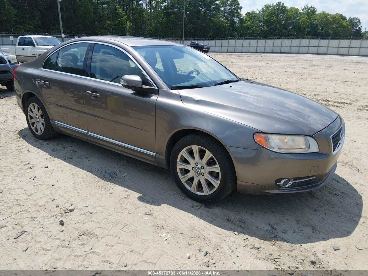 YV1982AS3A1****** · 2010 VOLVO S80 3.2
